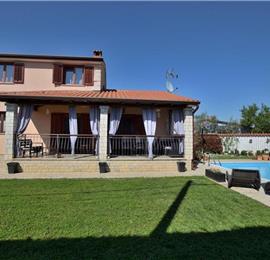 3 bedroom villa with pool near Poreč, sleeps 6